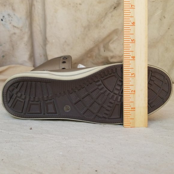 Arizona Jean Co High Top Sneakers with faux Fur Lining 9M - Picture 10 of 11